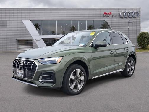 2022 Audi Q5 40 Premium Plus