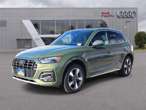 2022 Audi Q5 40 Premium Plus