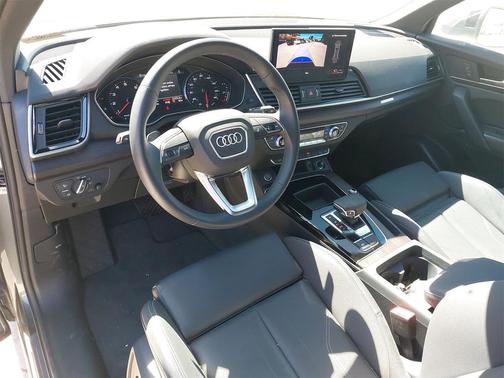 2025 Audi Q5 45 S line Premium