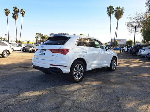 2021 Audi Q3 45 S line Premium
