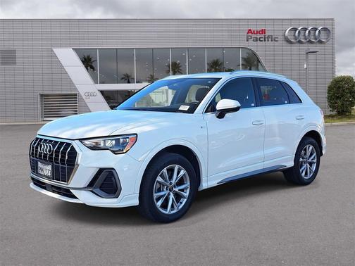 2021 Audi Q3 45 S line Premium