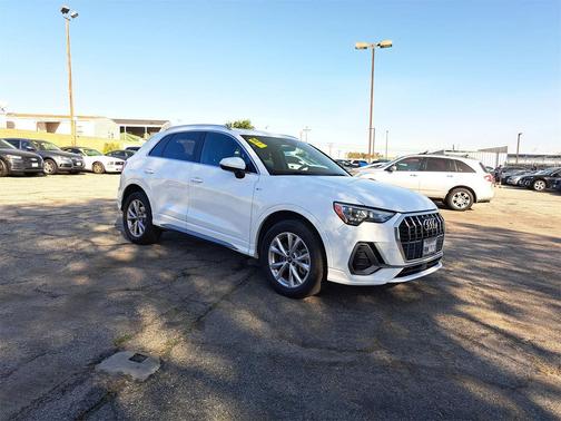 2021 Audi Q3 45 S line Premium