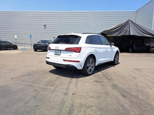 2025 Audi Q5 45 S line Premium