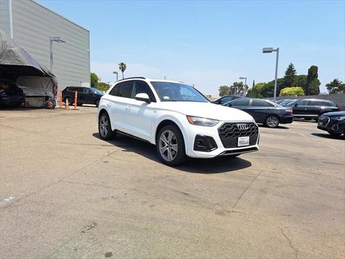 2025 Audi Q5 45 S line Premium