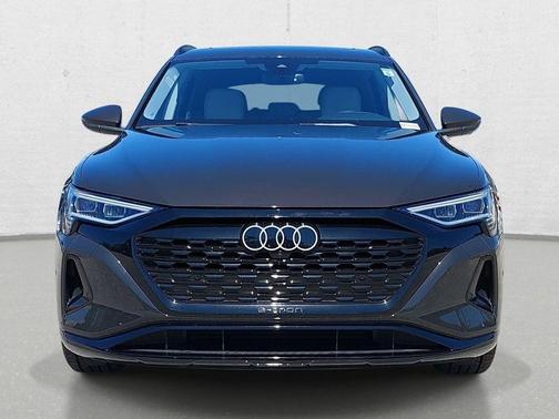 Madeira Brown Metallic 2024 Audi Q8 e-tron Premium Plus