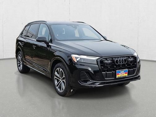 2026 Audi Q7 45 Premium