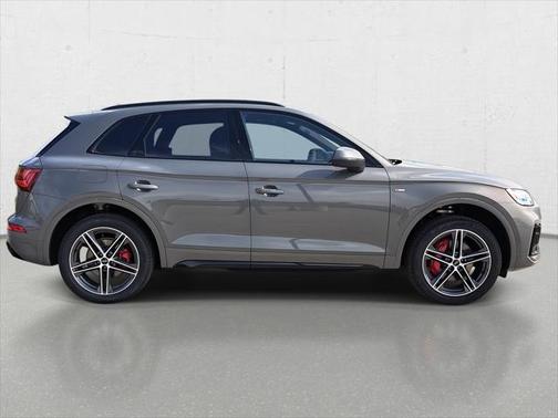2025 Audi Q5 55 S line Premium Plus