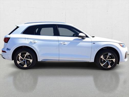 2022 Audi Q5 e 55 S line Premium Plus