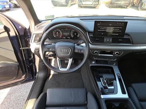 2025 Audi Q5 45 S line Premium