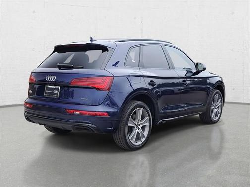 2025 Audi Q5 45 S line Premium