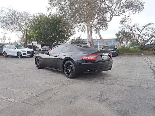 Nero Carbonio Metallic 2012 Maserati GranTurismo S Auto