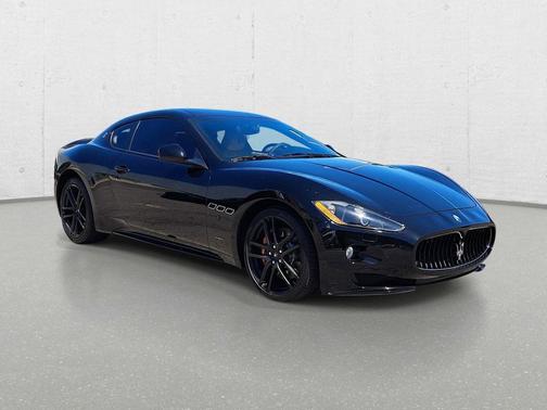 2012 Maserati GranTurismo S Auto