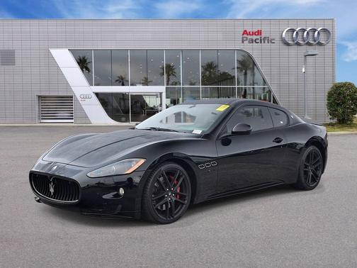 Nero Carbonio Metallic 2012 Maserati GranTurismo S Auto