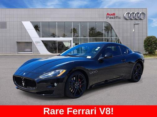 Nero Carbonio Metallic 2012 Maserati GranTurismo S Auto