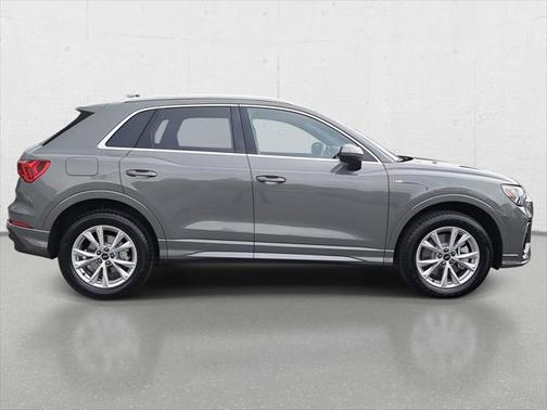 2024 Audi Q3 45 S line Premium Plus
