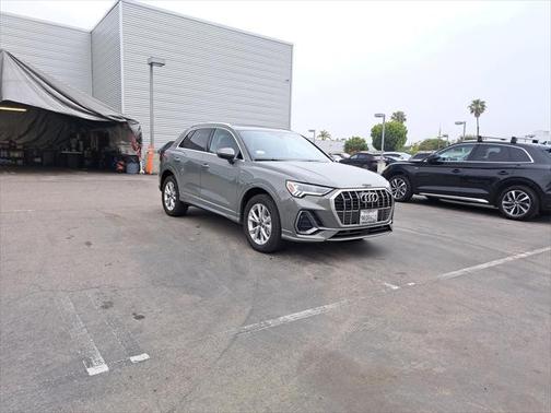2024 Audi Q3 45 S line Premium Plus