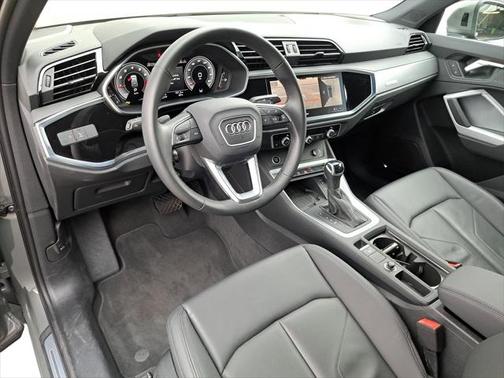 2024 Audi Q3 45 S line Premium Plus