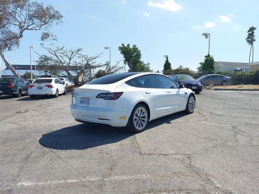 2022 Tesla Model 3 Standard Range