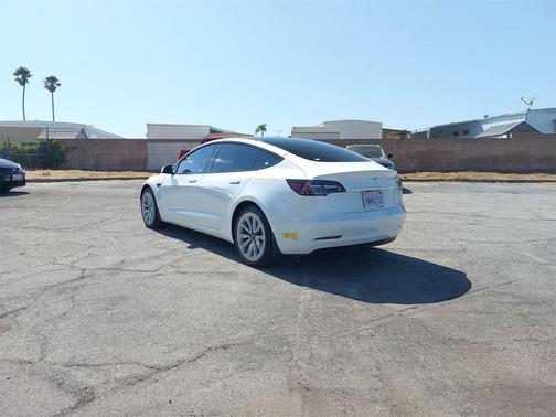 2022 Tesla Model 3 Standard Range