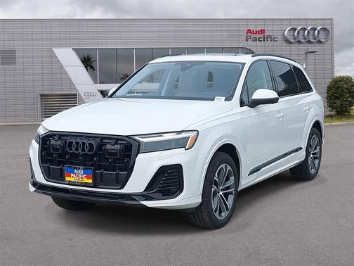2026 Audi Q7 45 Premium