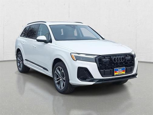 2026 Audi Q7 45 Premium