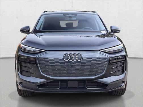 2025 Audi Q6 e-tron Premium Plus