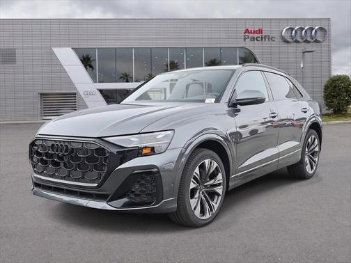 2025 Audi Q8 55 Premium Plus