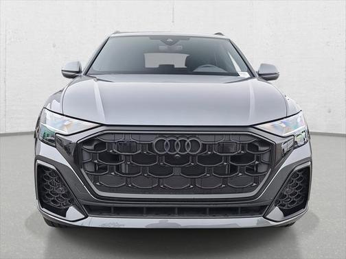 2025 Audi Q8 55 Premium Plus