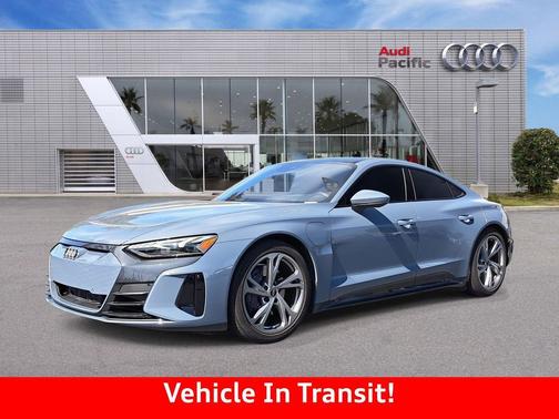 2024 Audi e-tron GT Premium Plus quattro