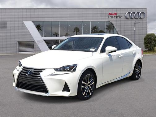 2020 Lexus IS 300 Base