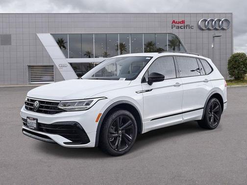 2023 Volkswagen Tiguan 2.0T SE R-Line Black