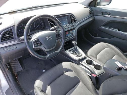 Molten Silver 2018 Hyundai ELANTRA Value Edition