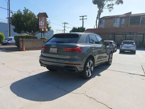 Chronos Gray Metallic 2021 Audi Q3 45 S line Premium Plus