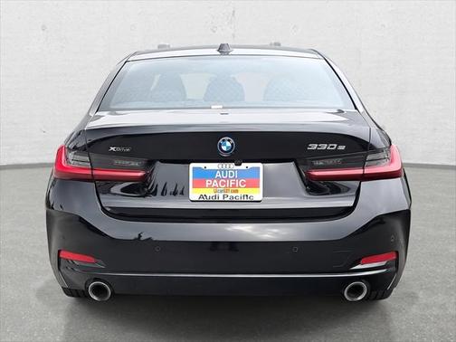 2023 BMW 330e Base