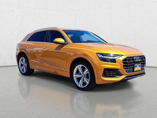 Dragon Orange Metallic 2022 Audi Q8 55 Prestige