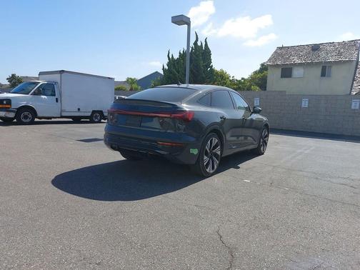 Magnet Gray 2024 Audi Q8 e-tron Prestige