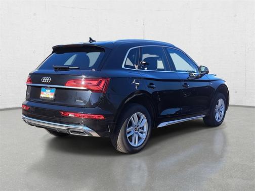 2023 Audi Q5 45 S line Premium