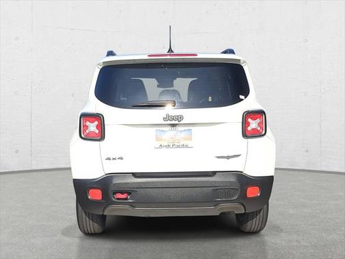 2017 Jeep Renegade Trailhawk
