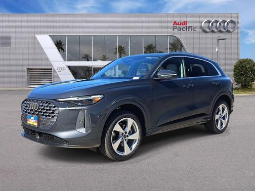 2025 Audi Q5 Premium Plus TFSI quattro S tronic