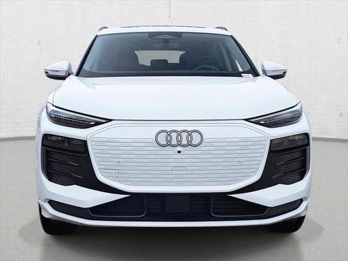 2025 Audi Q6 e-tron Premium Plus