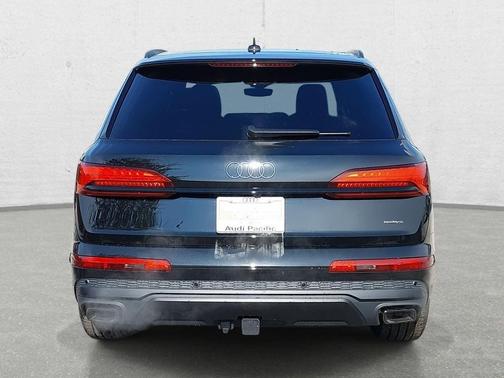 2026 Audi Q7 55 Premium Plus