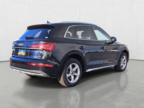 2023 Audi Q5 40 Premium