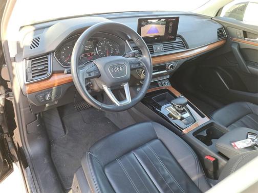2023 Audi Q5 40 Premium