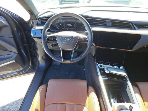 2023 Audi e-tron Sportback S line Prestige