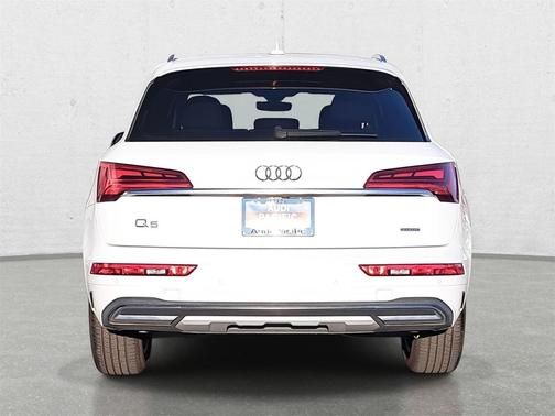 2023 Audi Q5 40 Premium