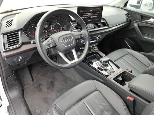 2023 Audi Q5 40 Premium