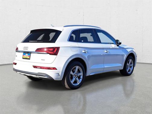 2023 Audi Q5 40 Premium
