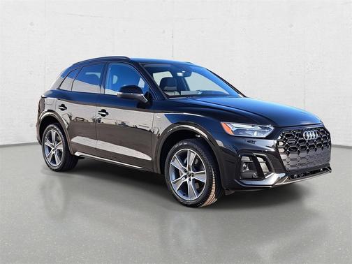 2025 Audi Q5 45 S line Premium