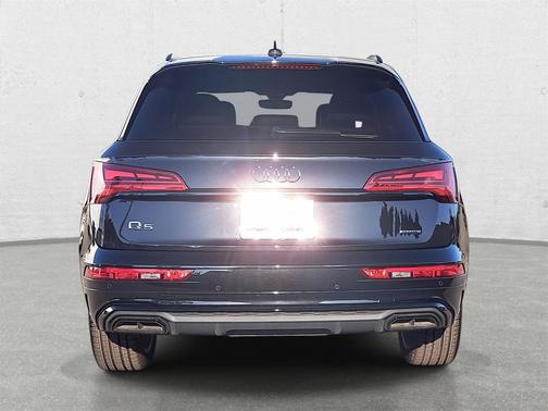 2025 Audi Q5 45 S line Premium