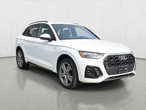 2025 Audi Q5 45 S line Premium